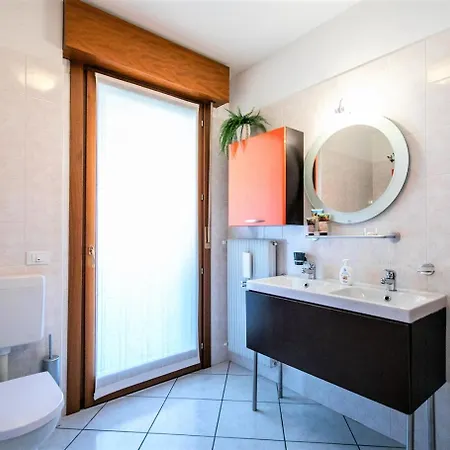 公寓 Casa Mia ,apt Wifi E Parcheggio Nel Cuore Del Friuli